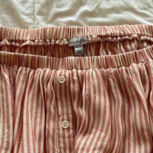 Love, Fire Off-the-shoulder Stripped Crop Top - Picture 5 of 5